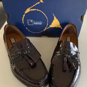 Men’s Dress Shoes 9 Medium